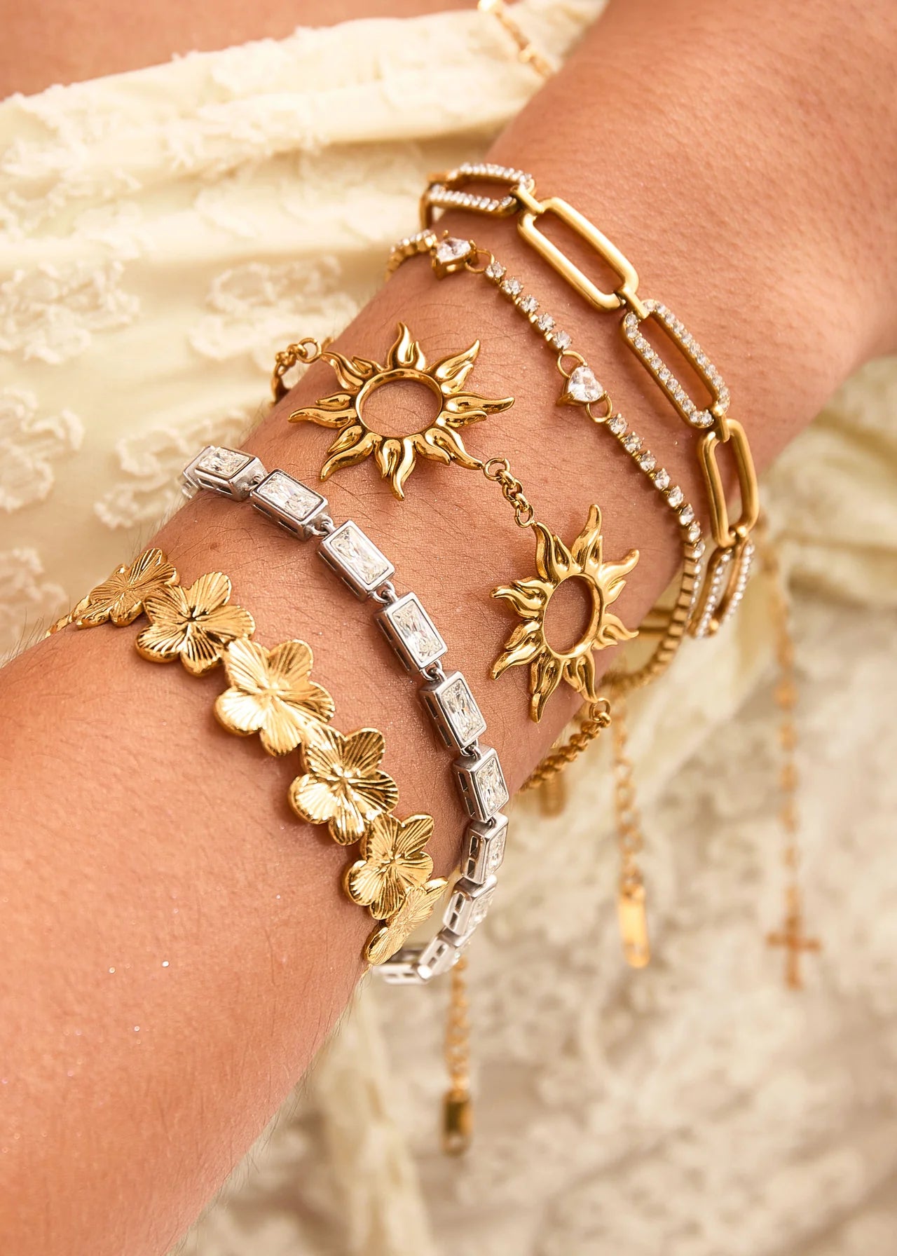 Sole Sun Golden Bracelet