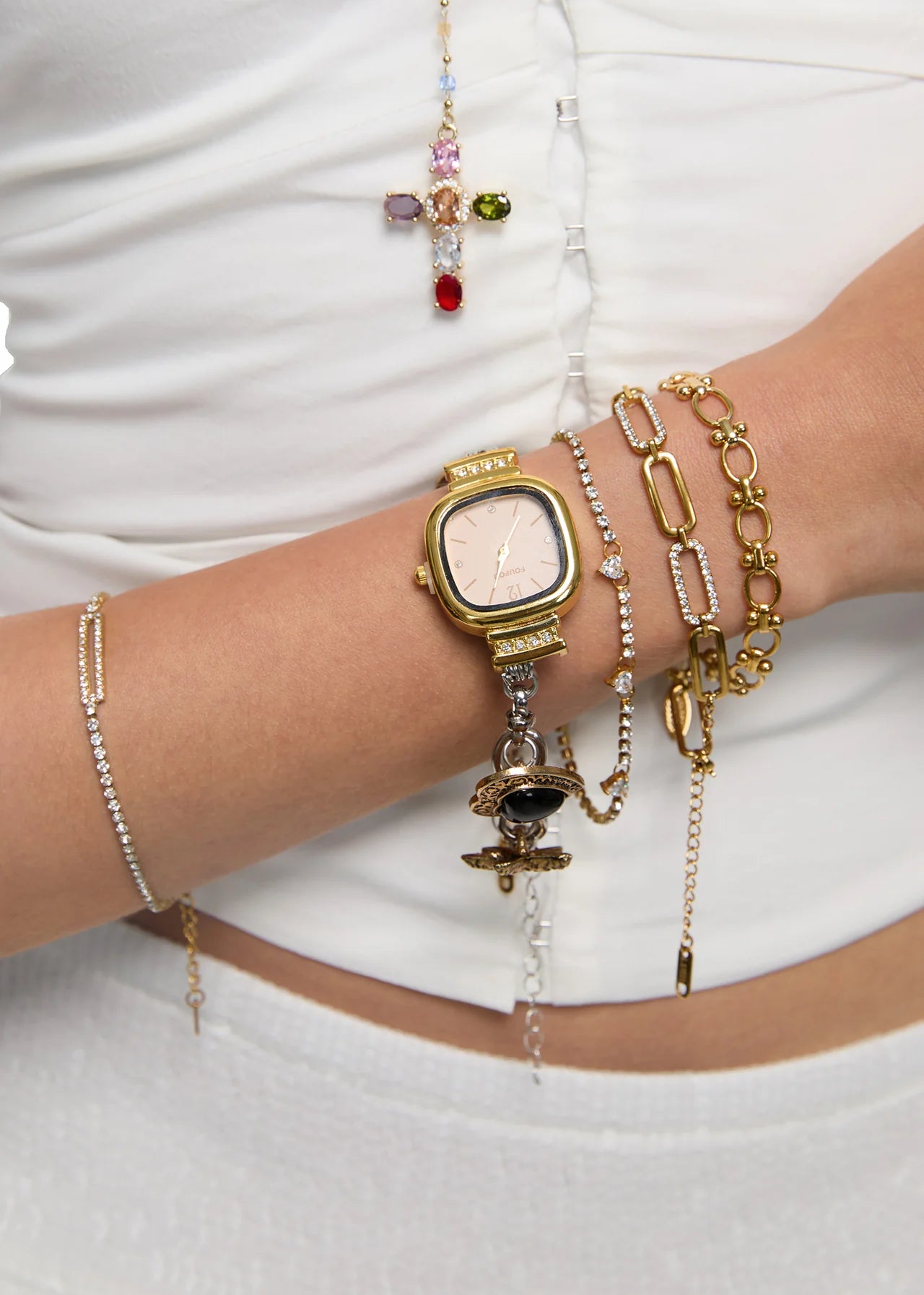 Eternal Link Golden Bracelet