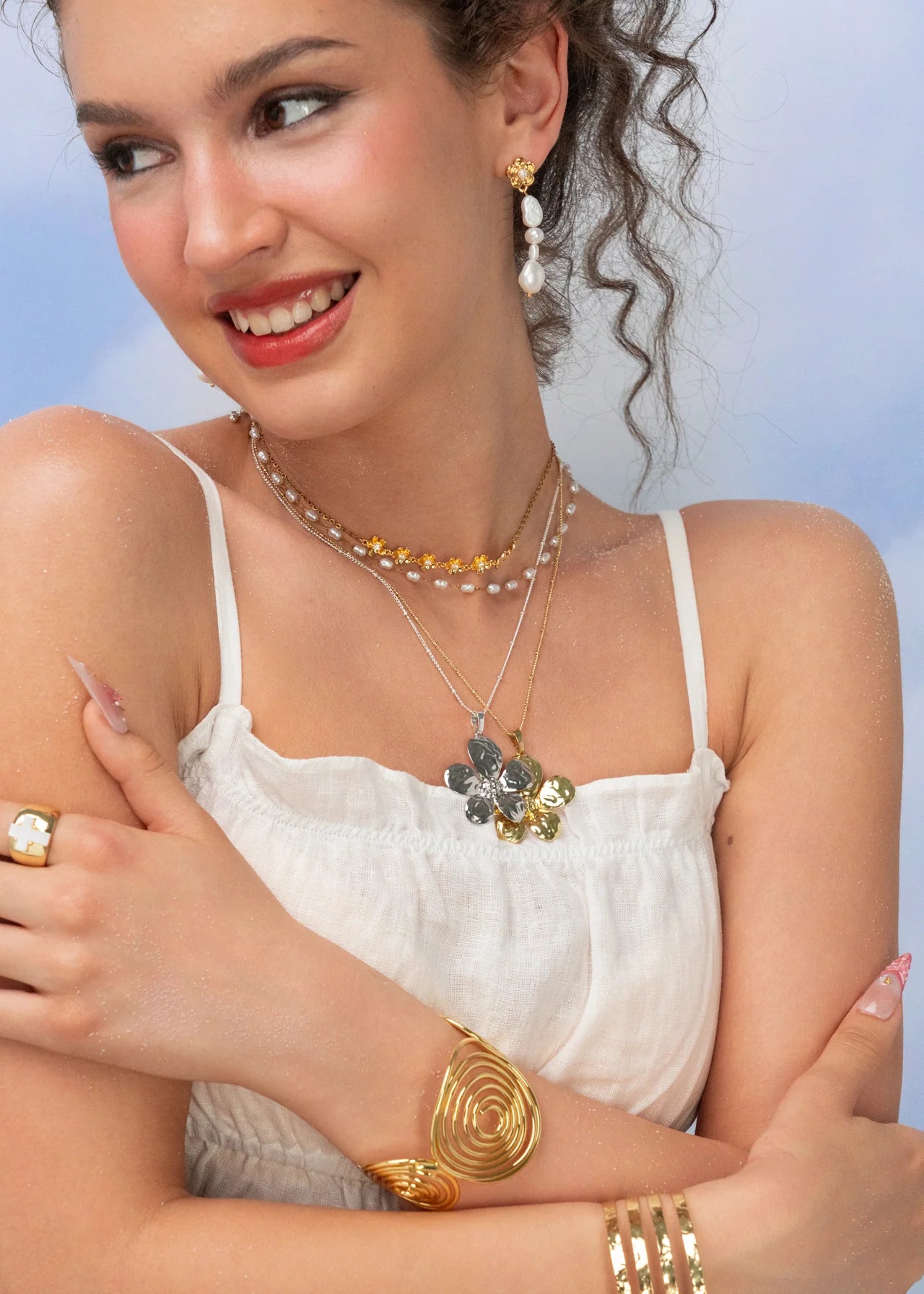 Petal Shine Necklace